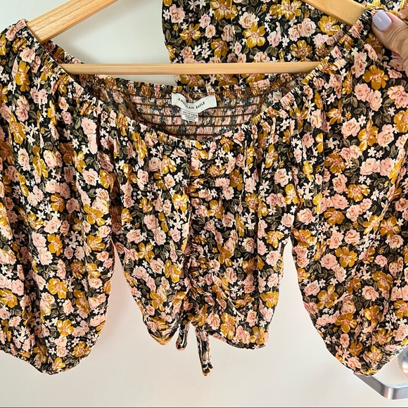 2 piece AEO Floral Flowy Pants and Crop Top XS - Picture 3 of 3